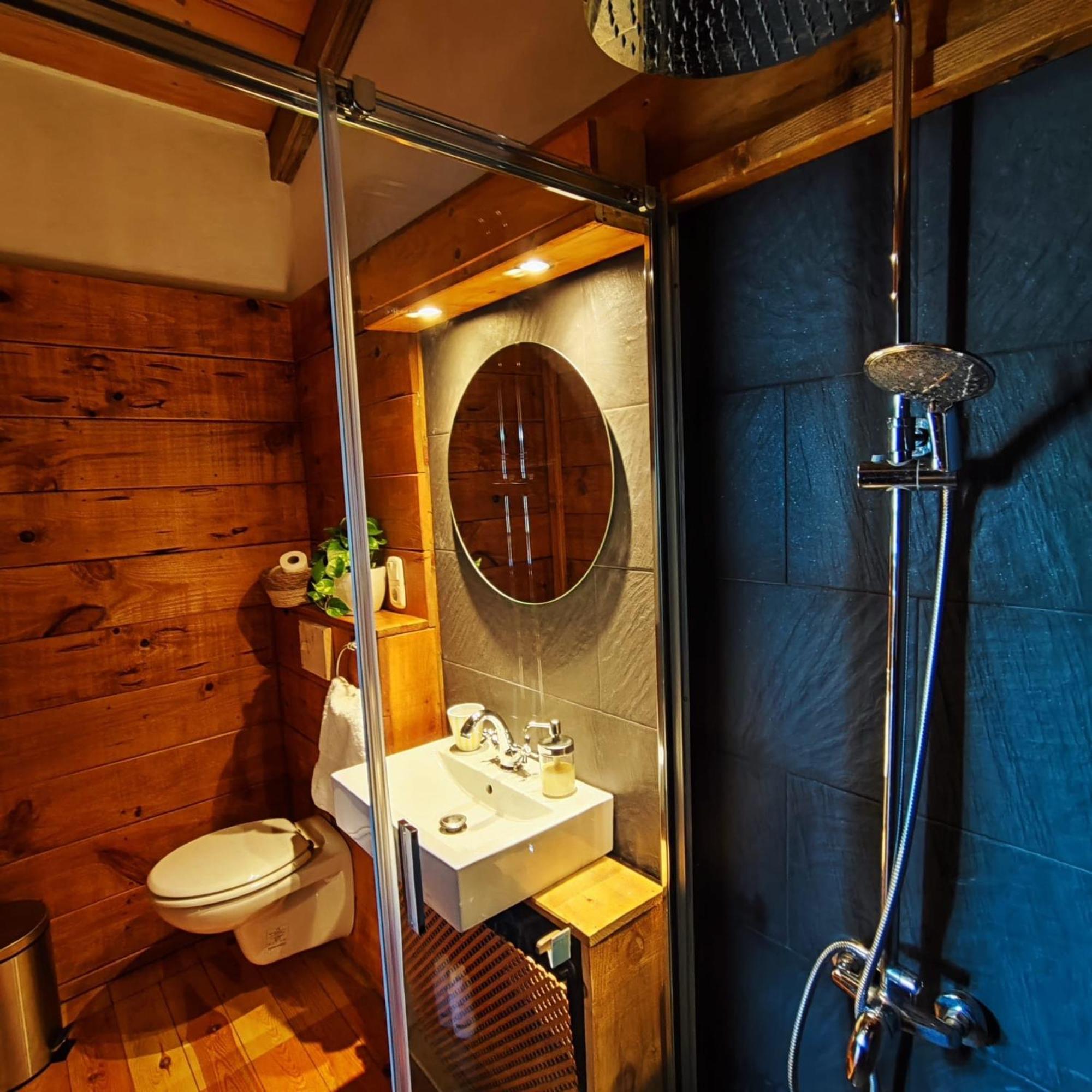 Hostal Refugio Del Aguila "Casa Diaman" Güéjar Sierra Exterior foto