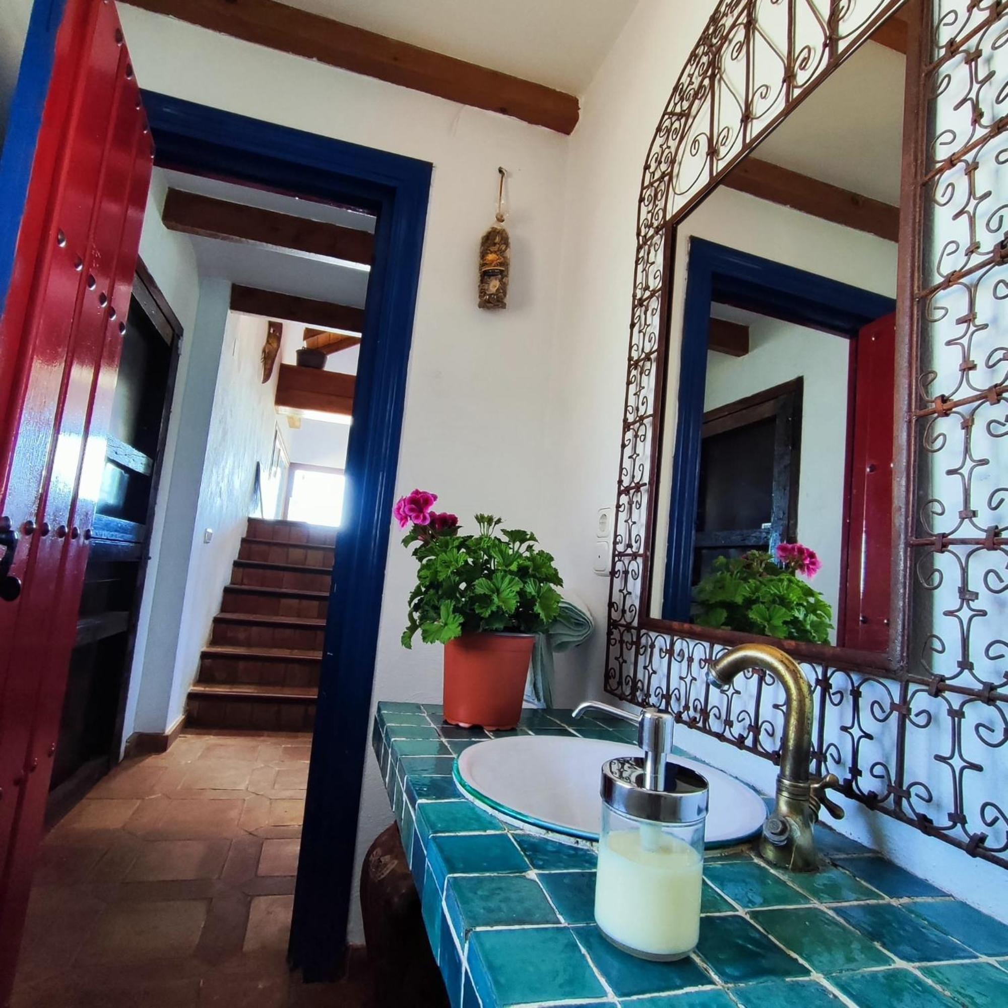 Hostal Refugio Del Aguila "Casa Diaman" Güéjar Sierra Exterior foto